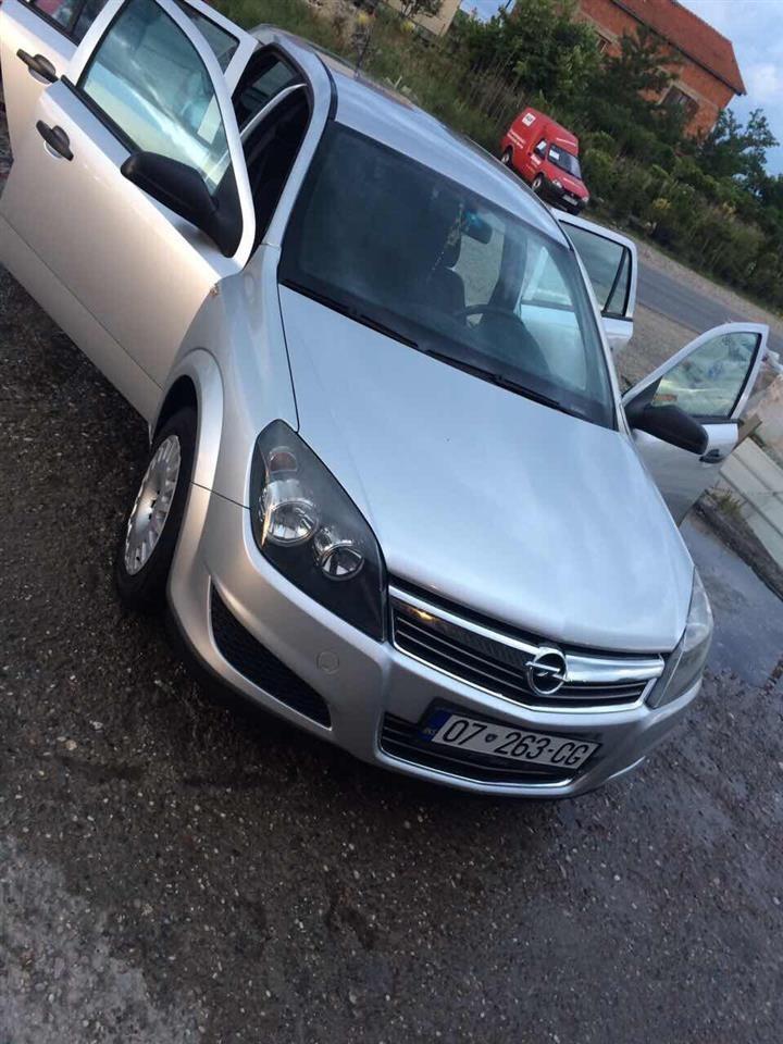 -opel-astra