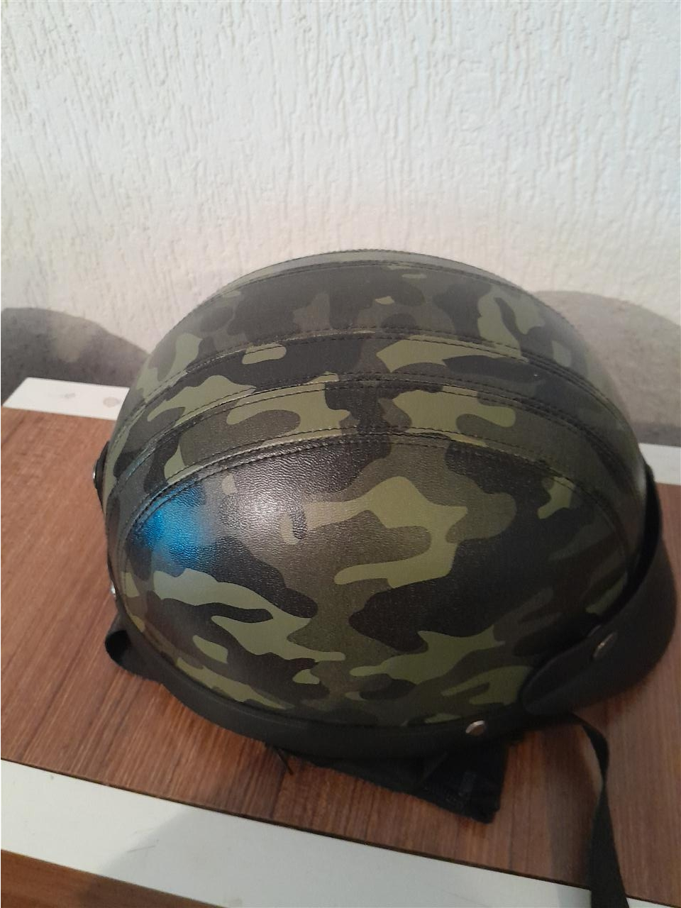 Shiten-helmeta-per-skutera