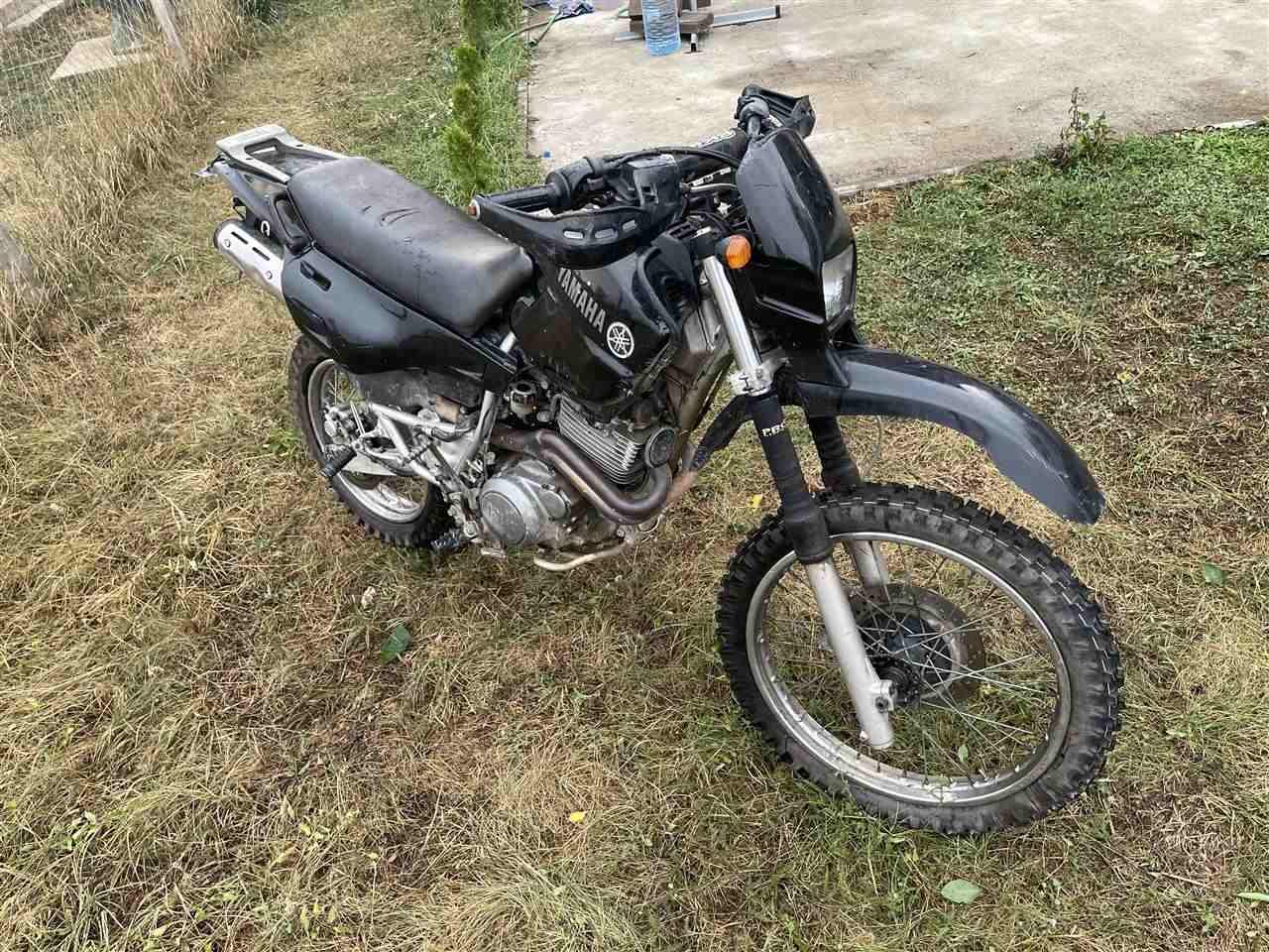 -U-shit----Yamaha-XT-600