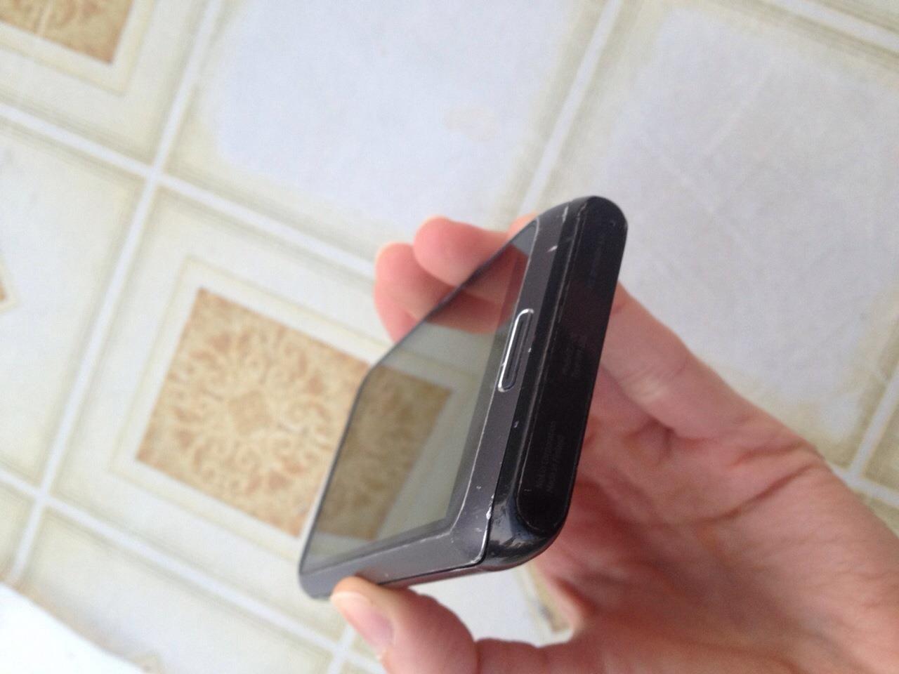 Nokia-E7-00