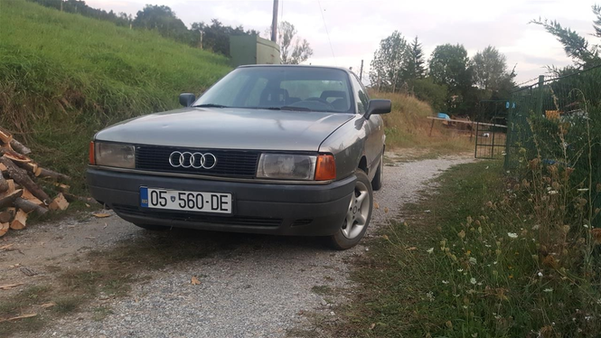 Audi 80