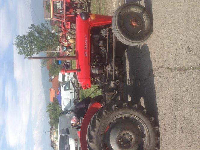 Traktor imt
