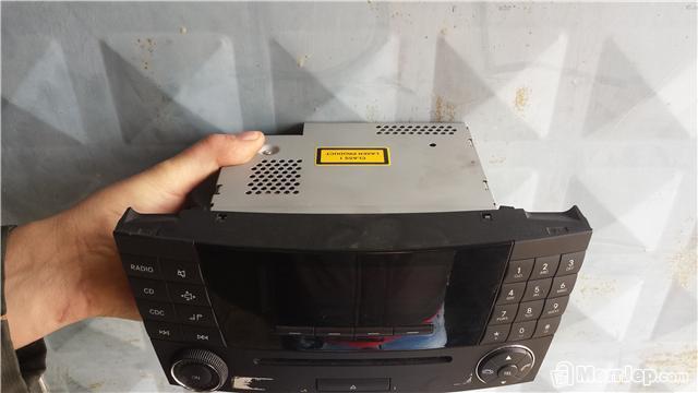 Radio-me-cd-per-mercedes-E-class
