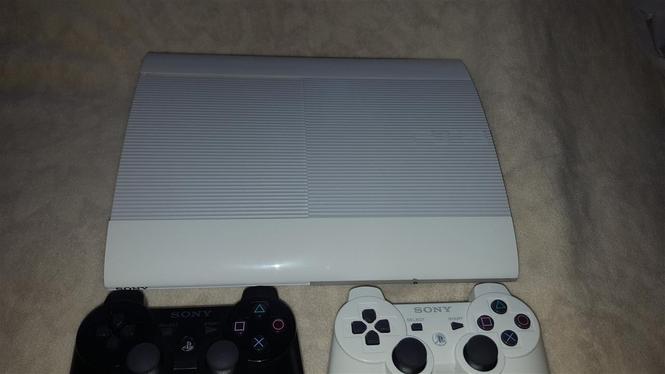 PLAY STATION 3 
