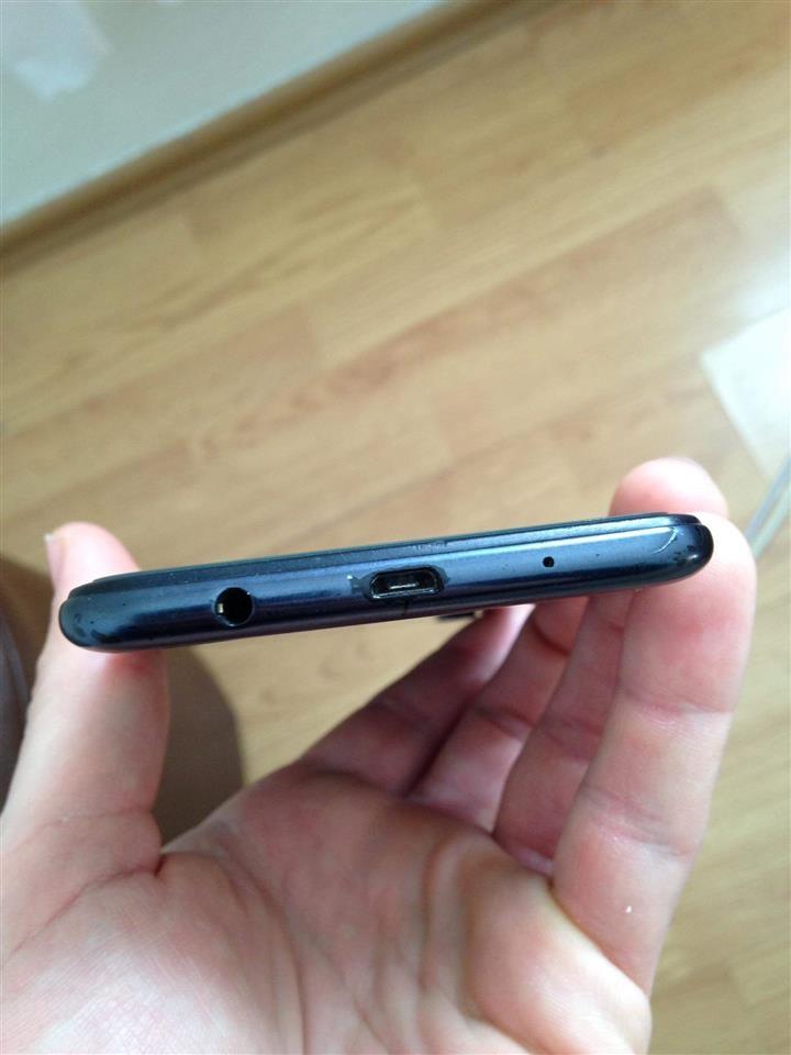 Samsung-A10