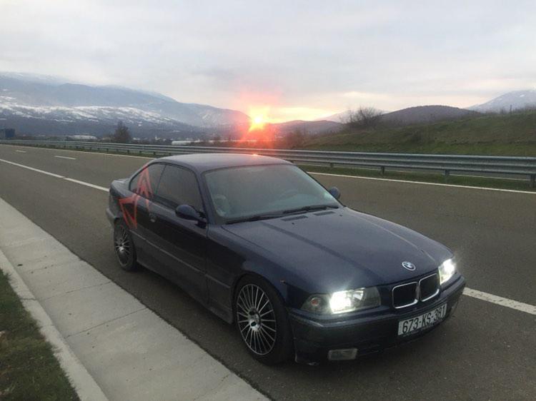BMW-E36-Coupe-