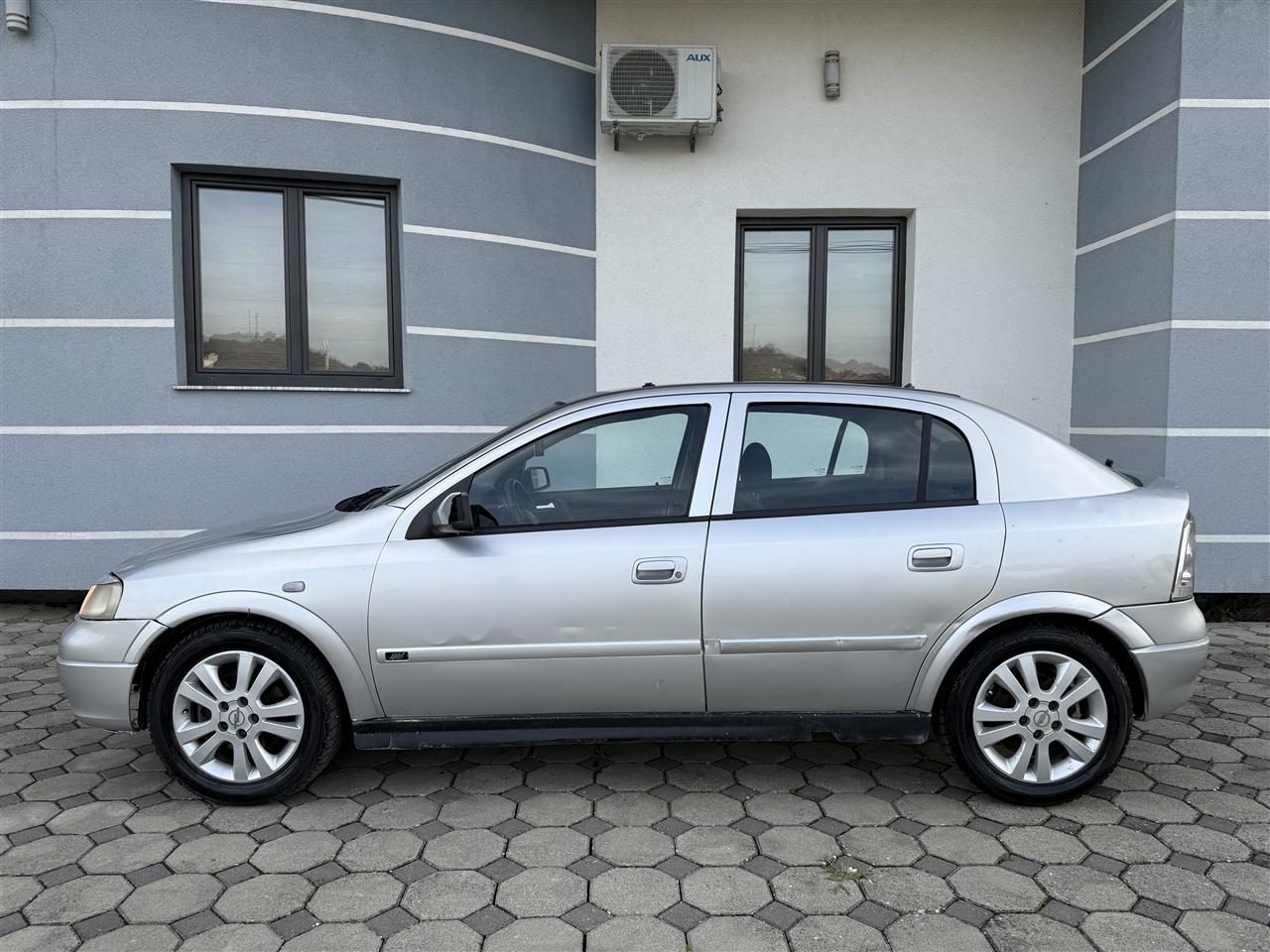 -Opel-Astra-2-0-DTI-
