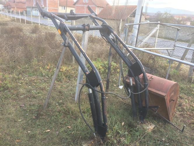 Shitet Luga per traktor