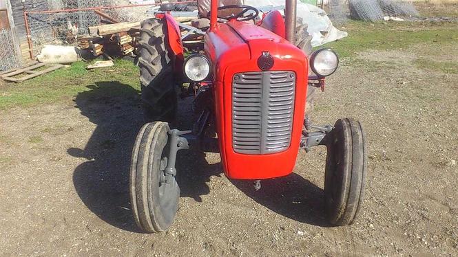 traktor 533