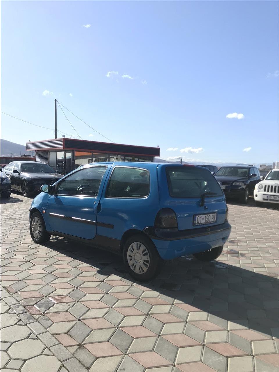 Shitet-Twingo