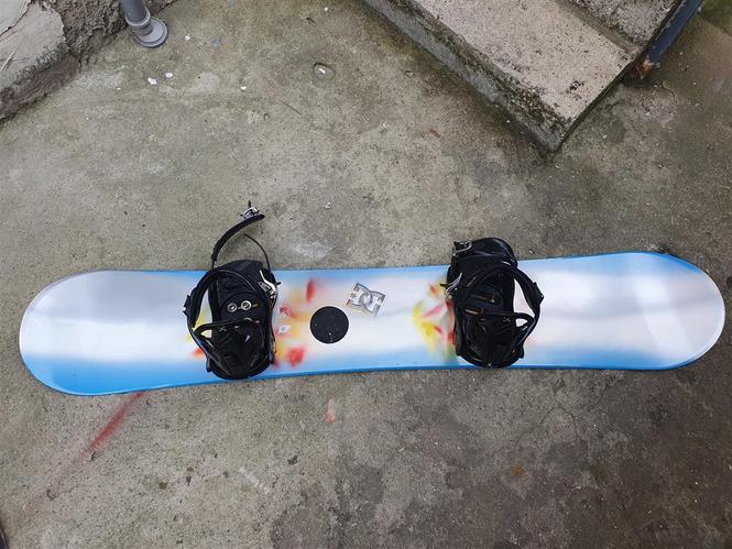 SNOWBOARD K2