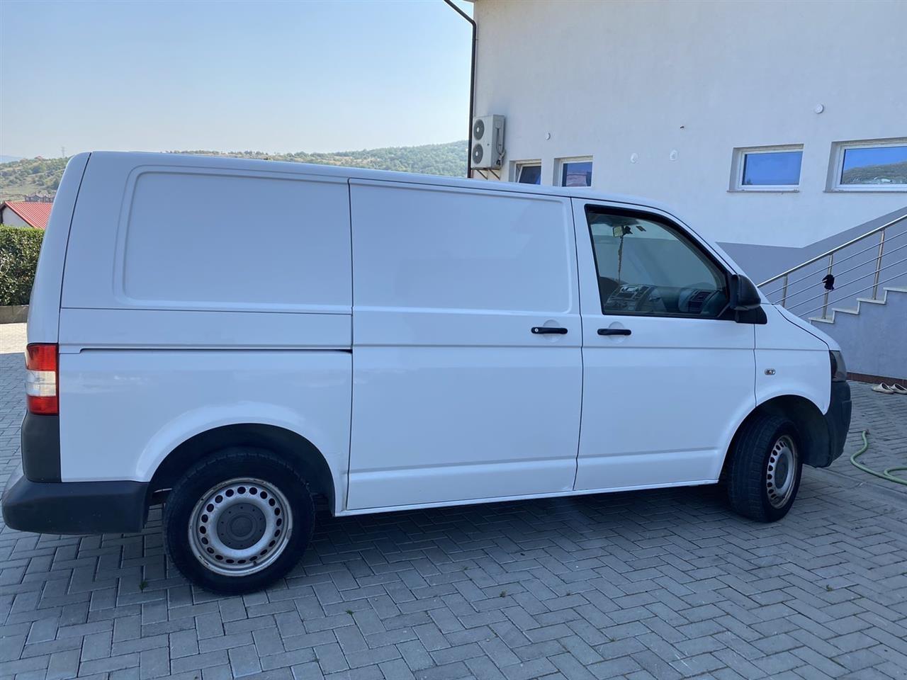Shitet-kombi-T5
