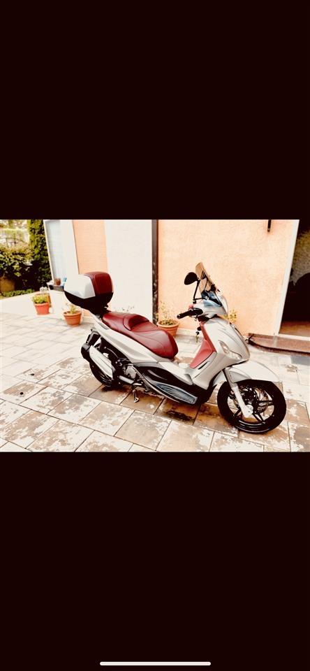 Shitet-beverly-350