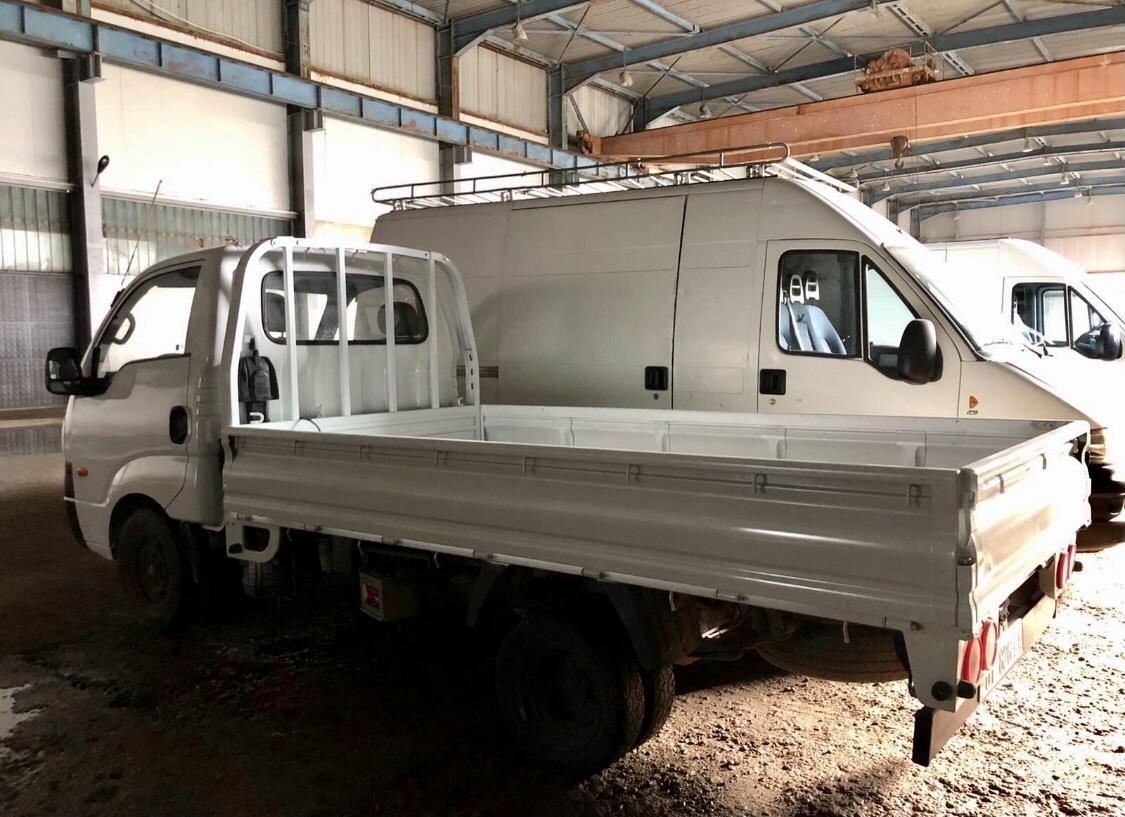 KIA-K2700