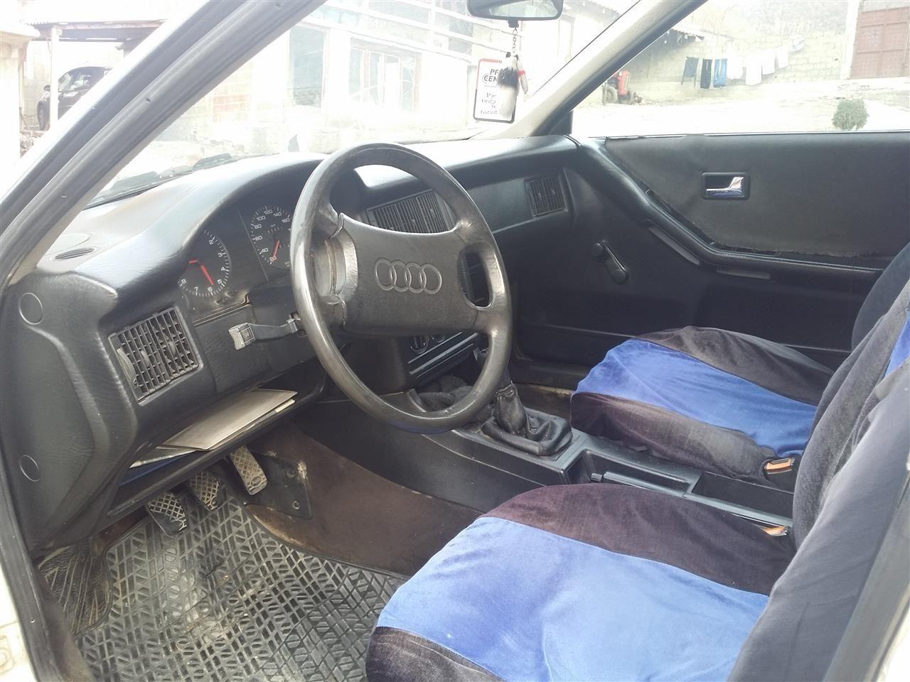 Audi-80-