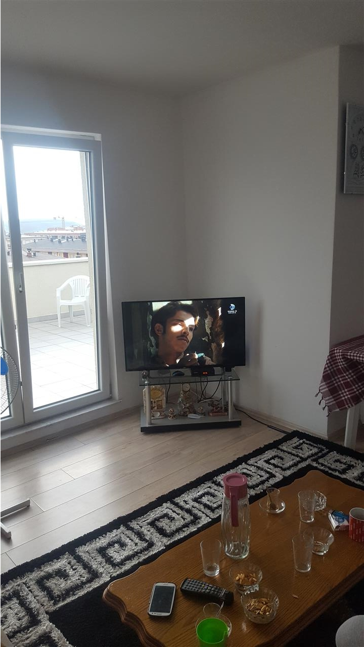 Shitet-PENT-HAUS-----