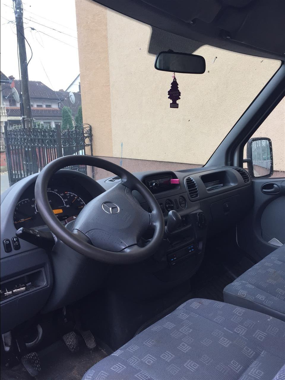 Shitet-kombi