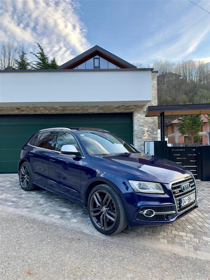 Audi-Sq5-----