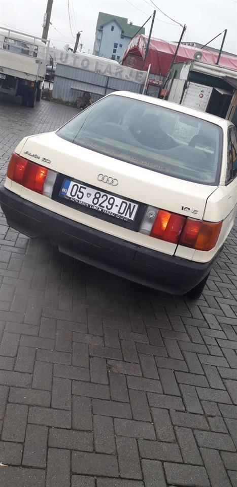 Audi-80