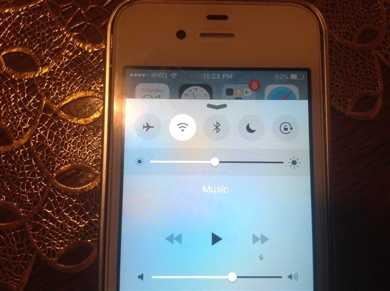 Shes-Iphone-4S-