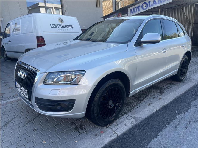 Audi Q5. 3.0