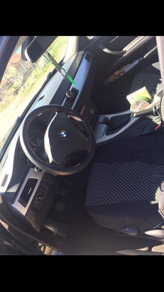 BMW-320