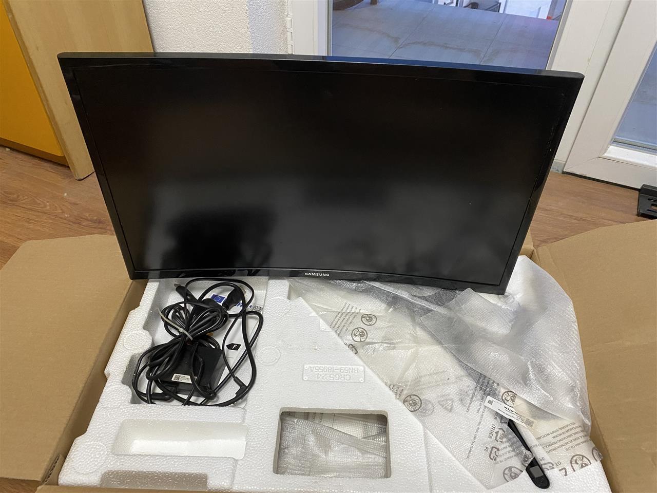 Monitor