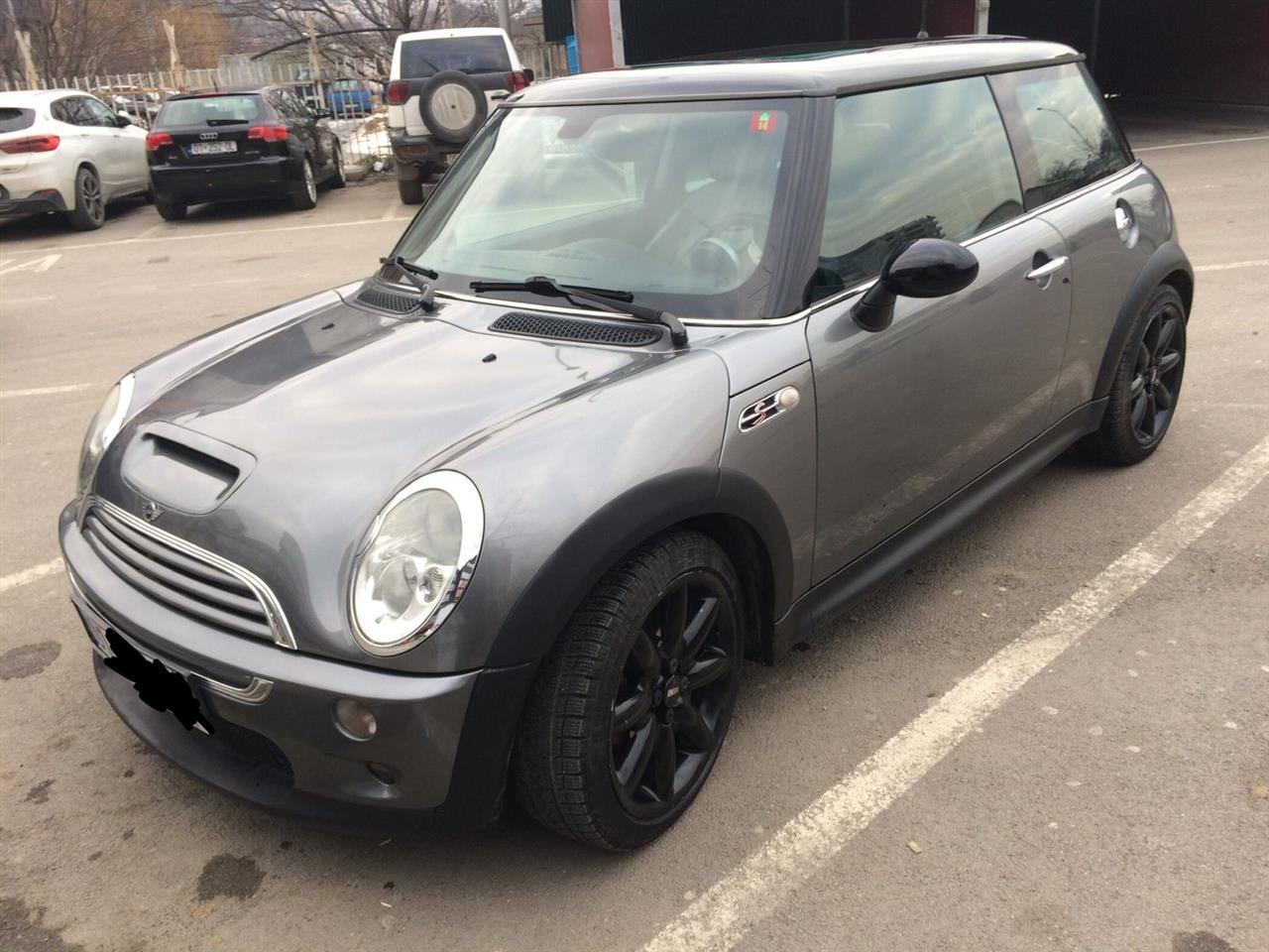 Mini-Cooper-Sport--crypto-pagesa-