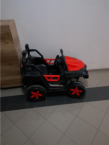 Shitet vetura loder