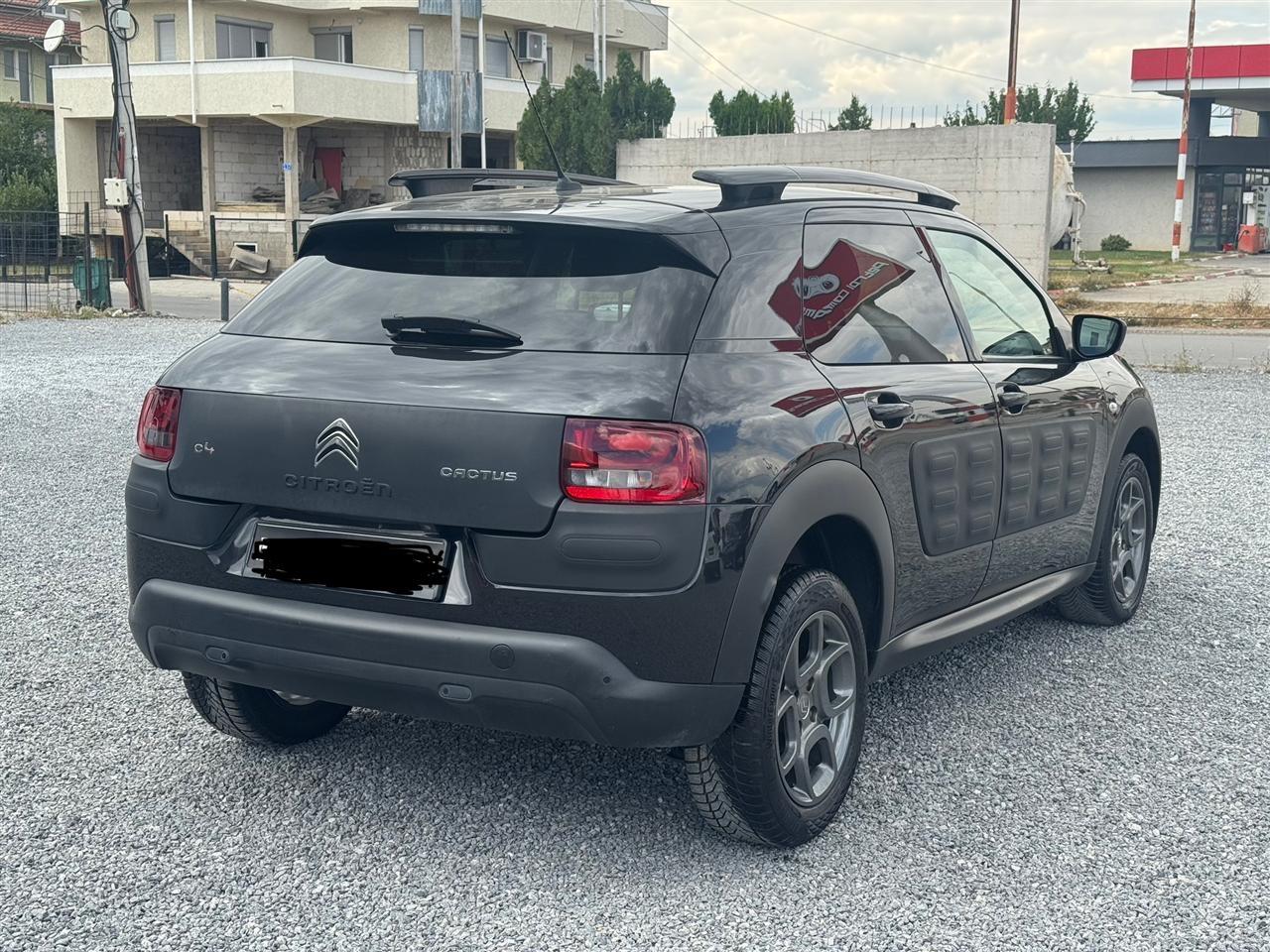 Citroen-C4-Cactus-1-6-blu-hdi-me-doganë-i-Zvicrres--------