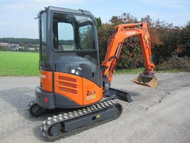 mini ekskavator HITACHI