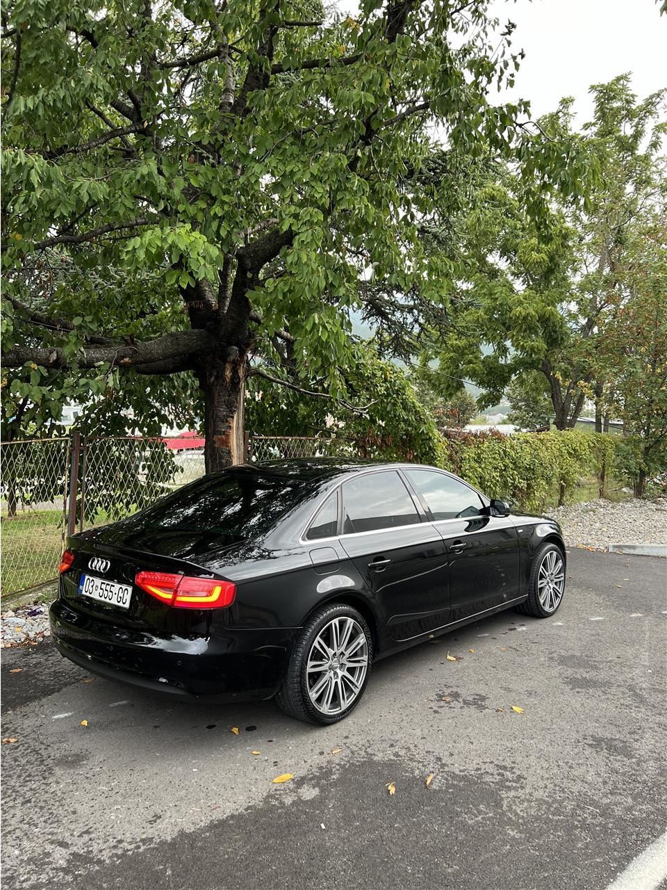 AUDI-A4-2012