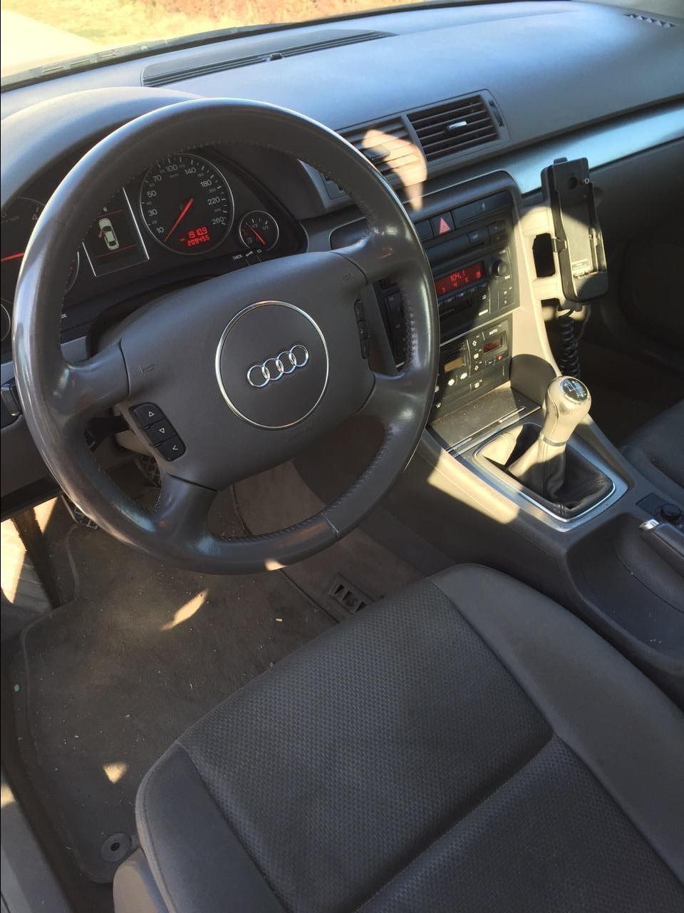 Audi-A4