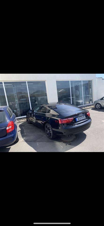 Shitet-audi-a5