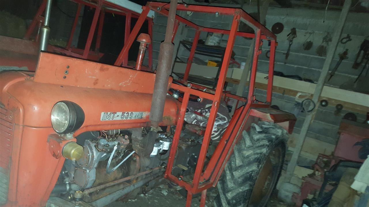 SHES-TRAKTOR