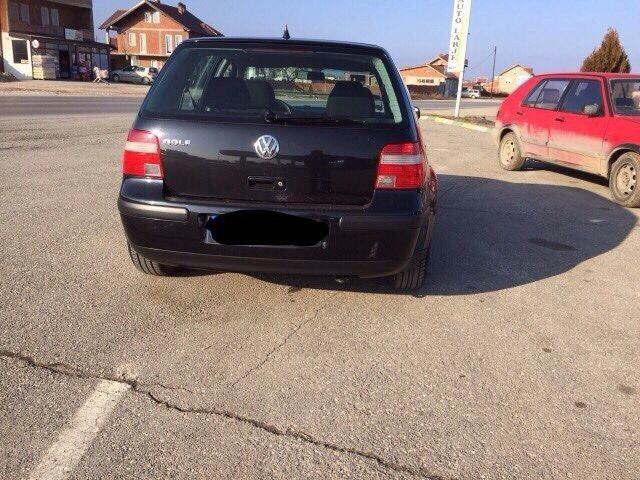 VW-Golf-4-