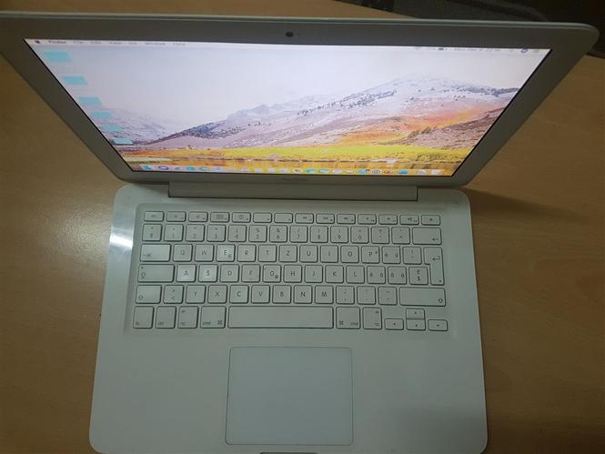 Macbook