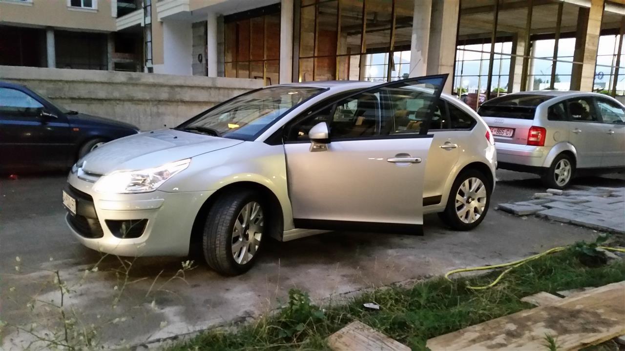CITROĔN-C4