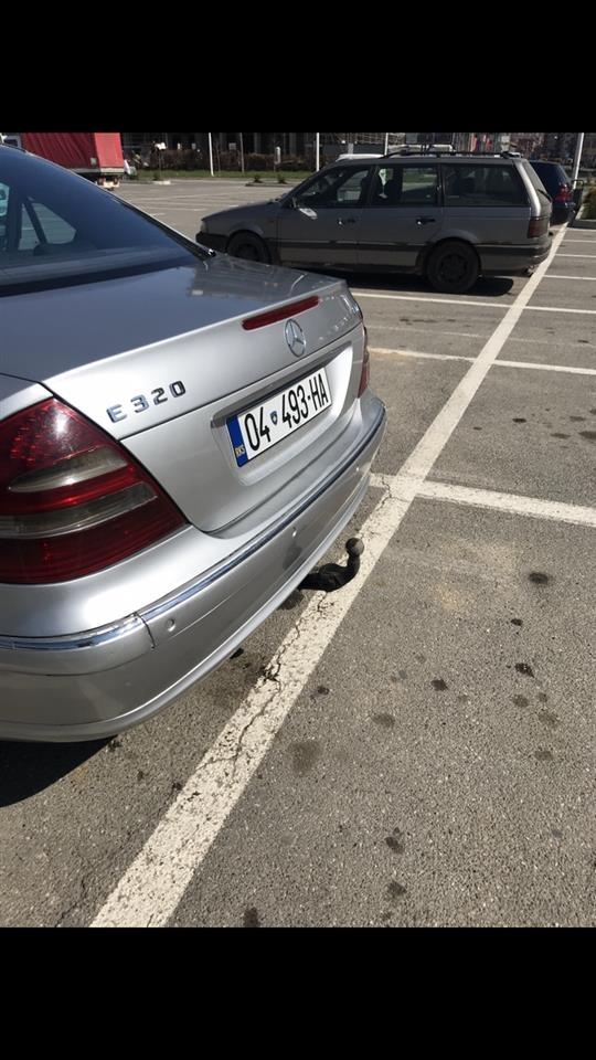 Mercedes-e-320