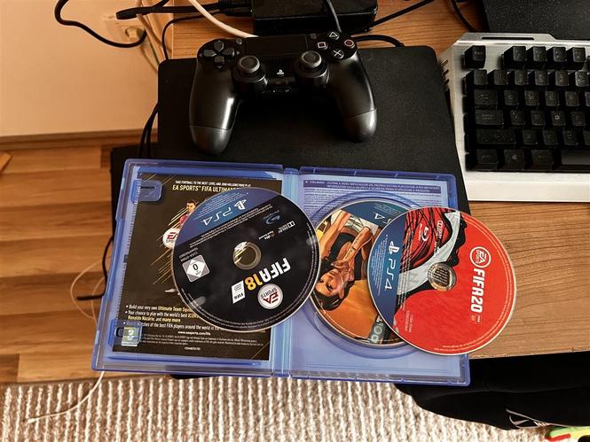 Play station 4