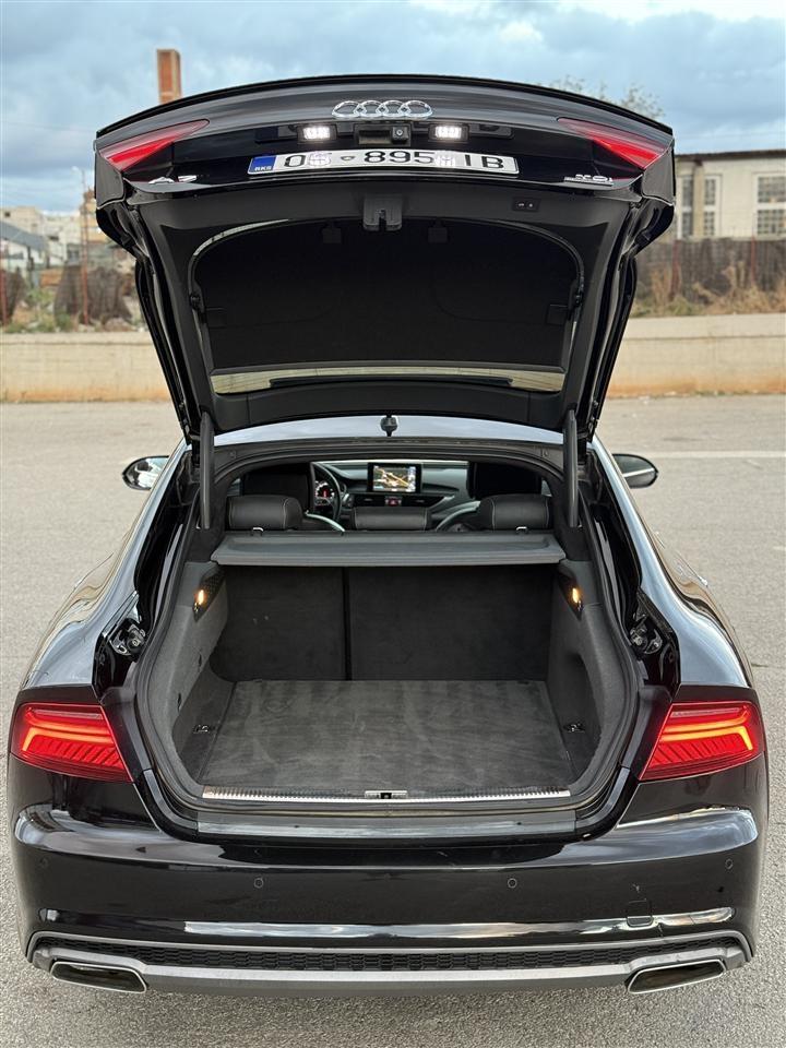 Audi-a7-2015-matrix