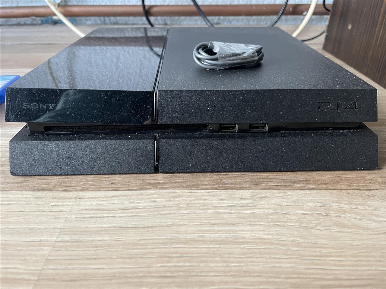 Playstation-4