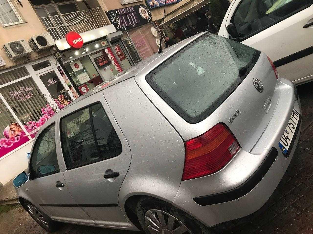 Golf-4