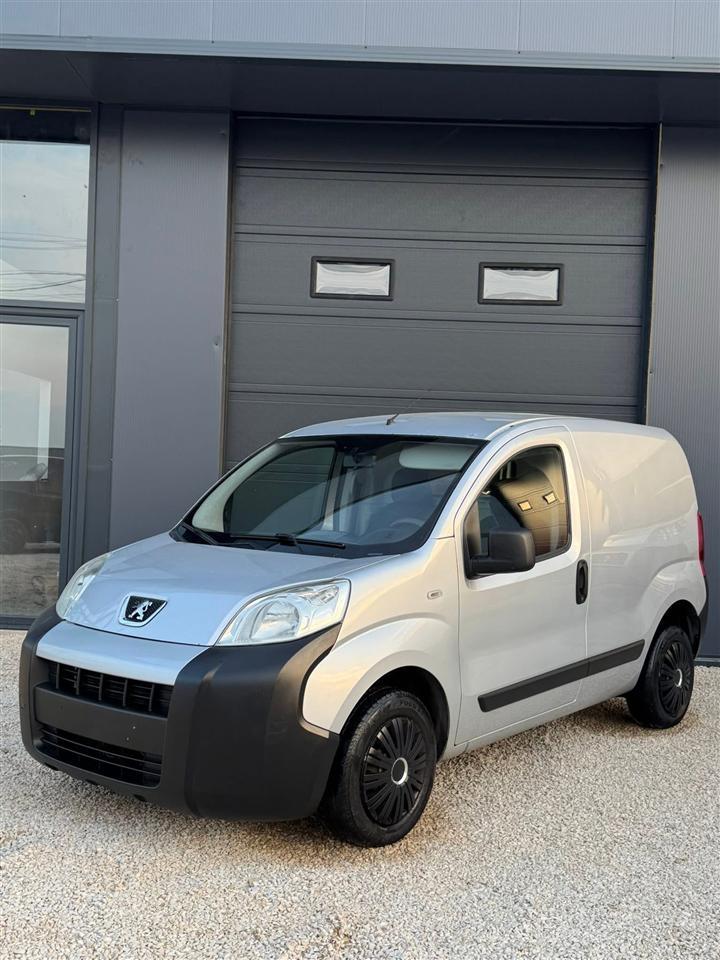 Peugeot-Bipper-1-4d-2009-me-klime-dhe-dogane