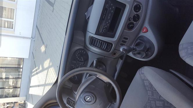 opel vivaro