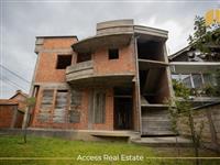 Shtëpi 163.000€ - 560m²/ 5+1 - Lagjja Kolovicë