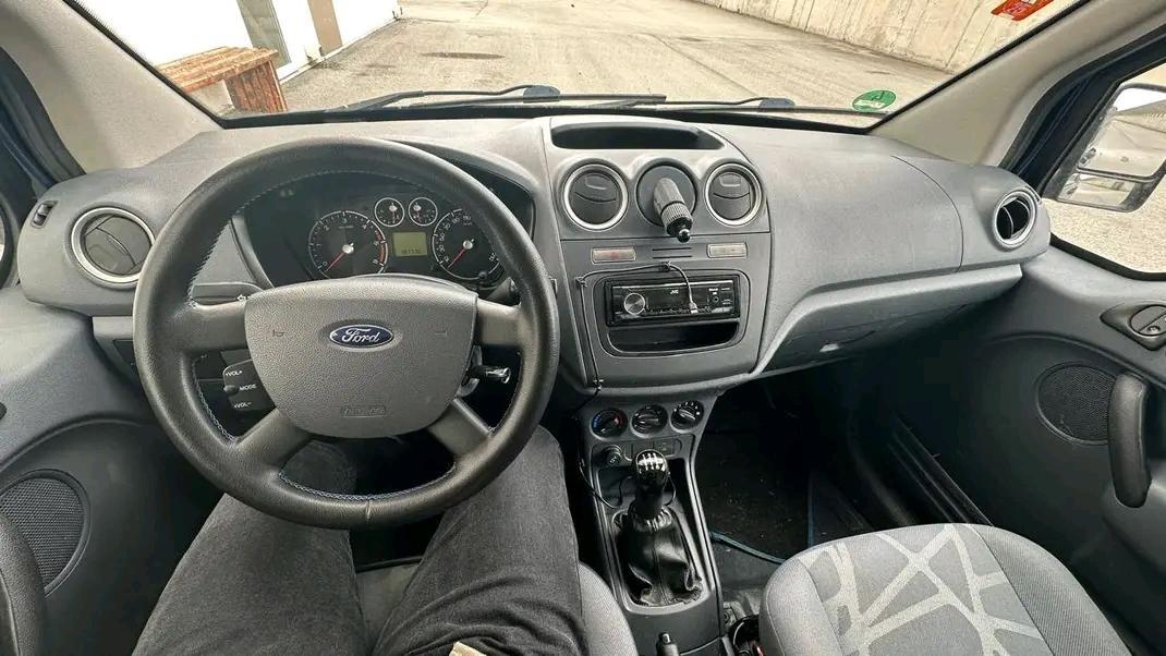 Ford-transit-Connect-1-8-TDCI