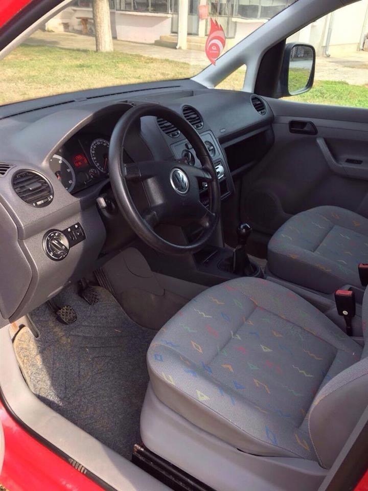 Shes-VW-CADDY-