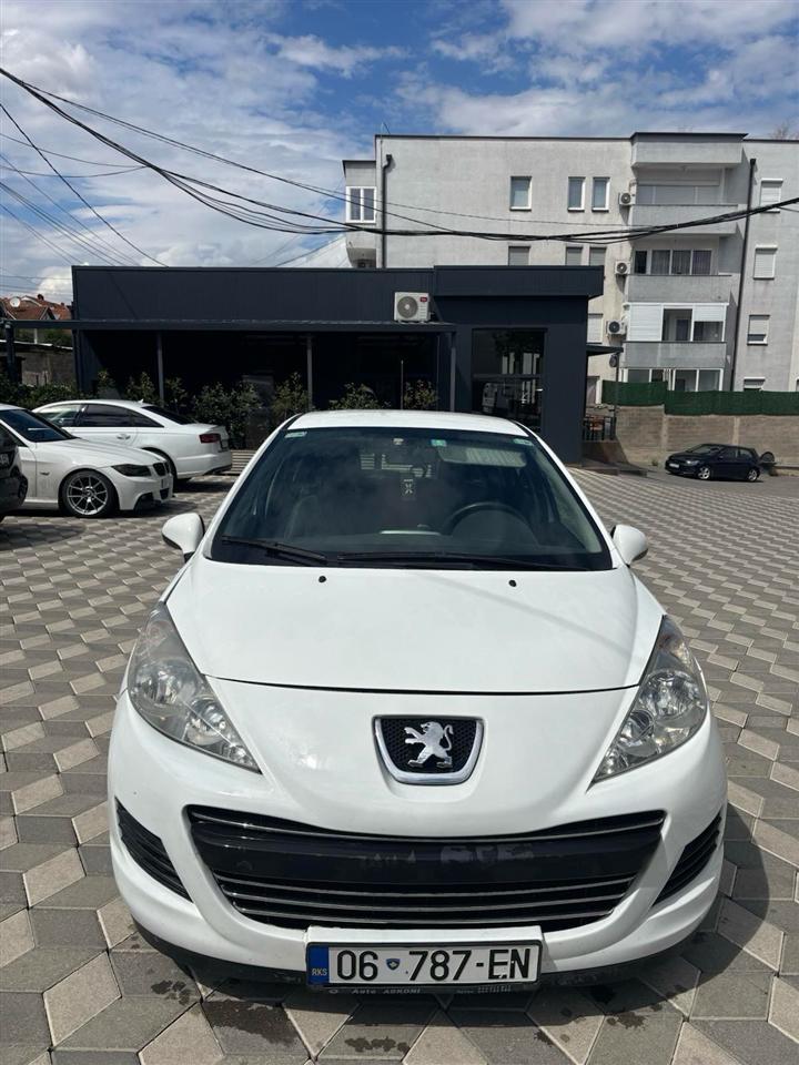 Peugeot-207