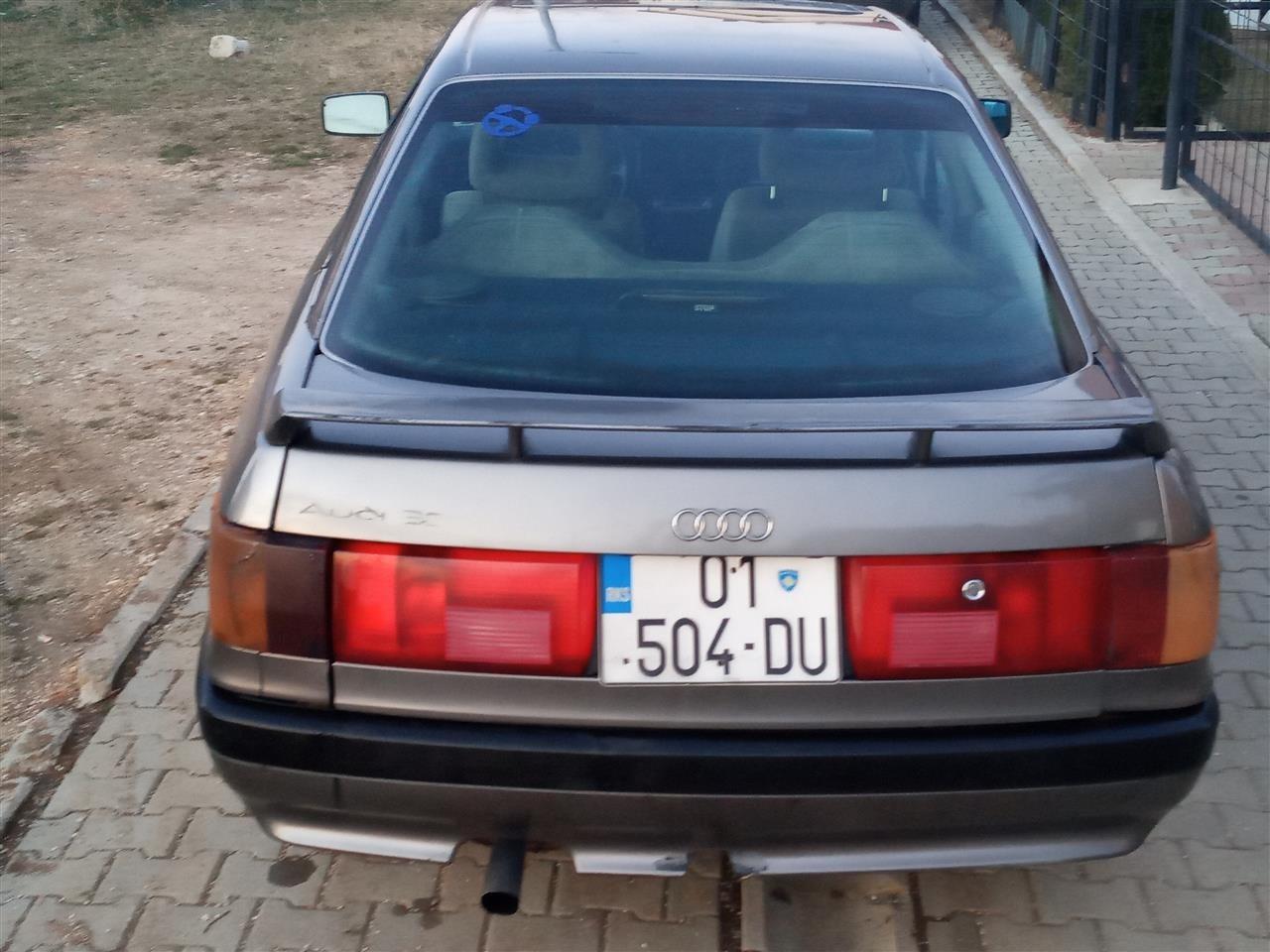 Audi-90